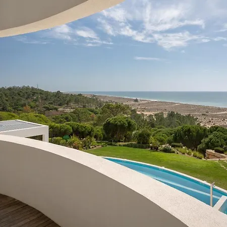 Vale Do Garrao Sleeps 10 With Pool Air Con And Wifi فيلة